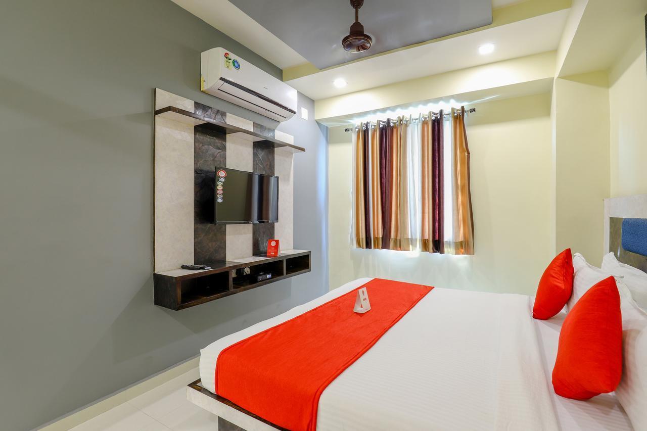 أحمد أباد Apollo Hotel المظهر الخارجي الصورة